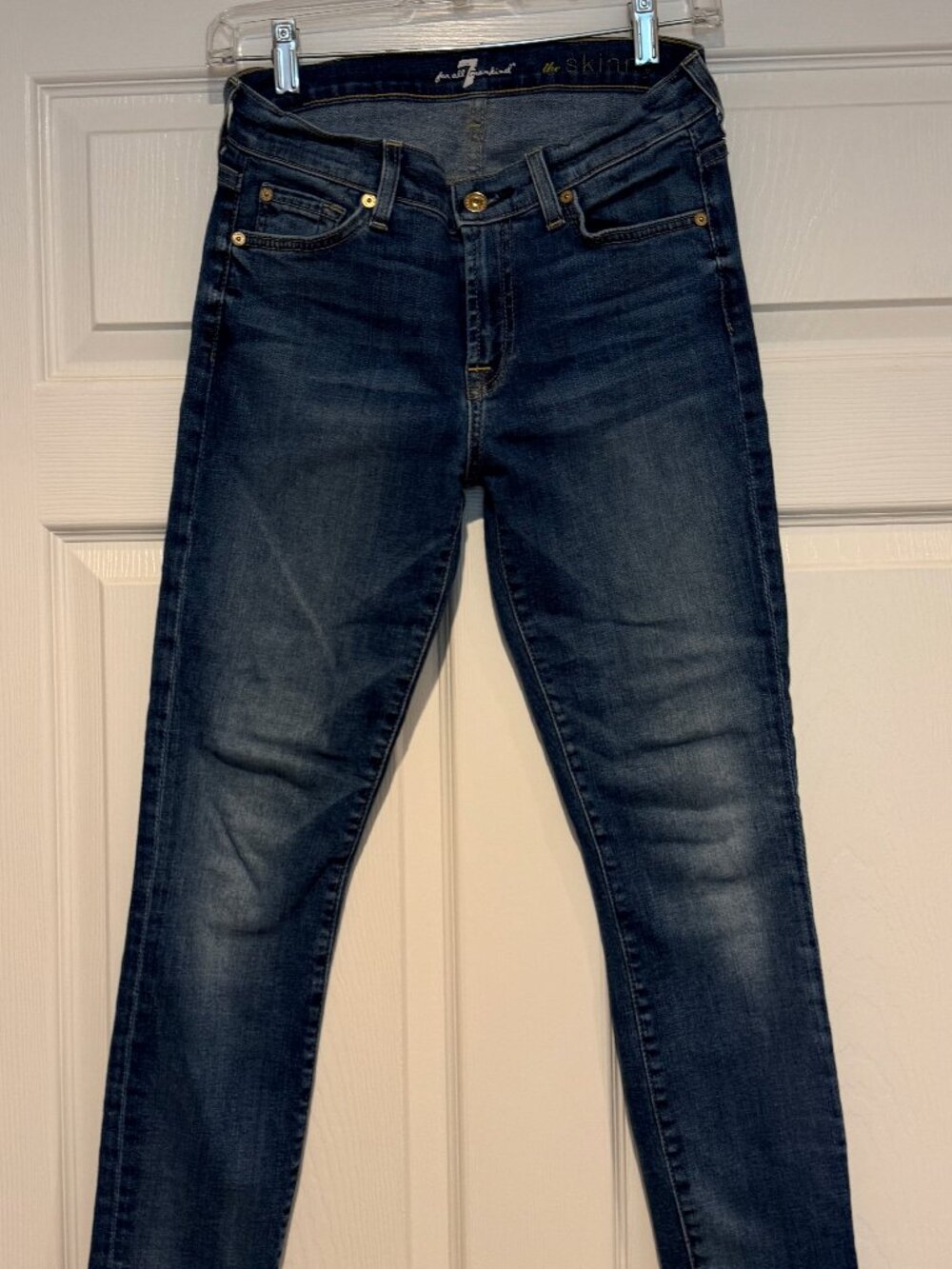 7 For All Mankind The Skinny Jeans- Medium Wash- size 27